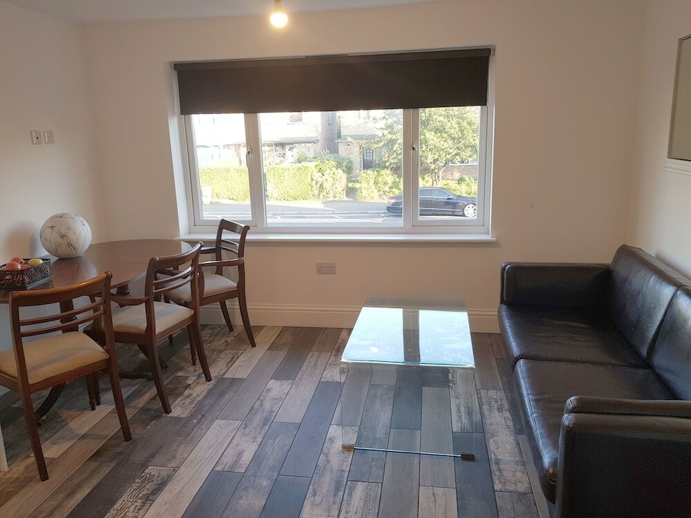 Фото Oxford Modern Guest House