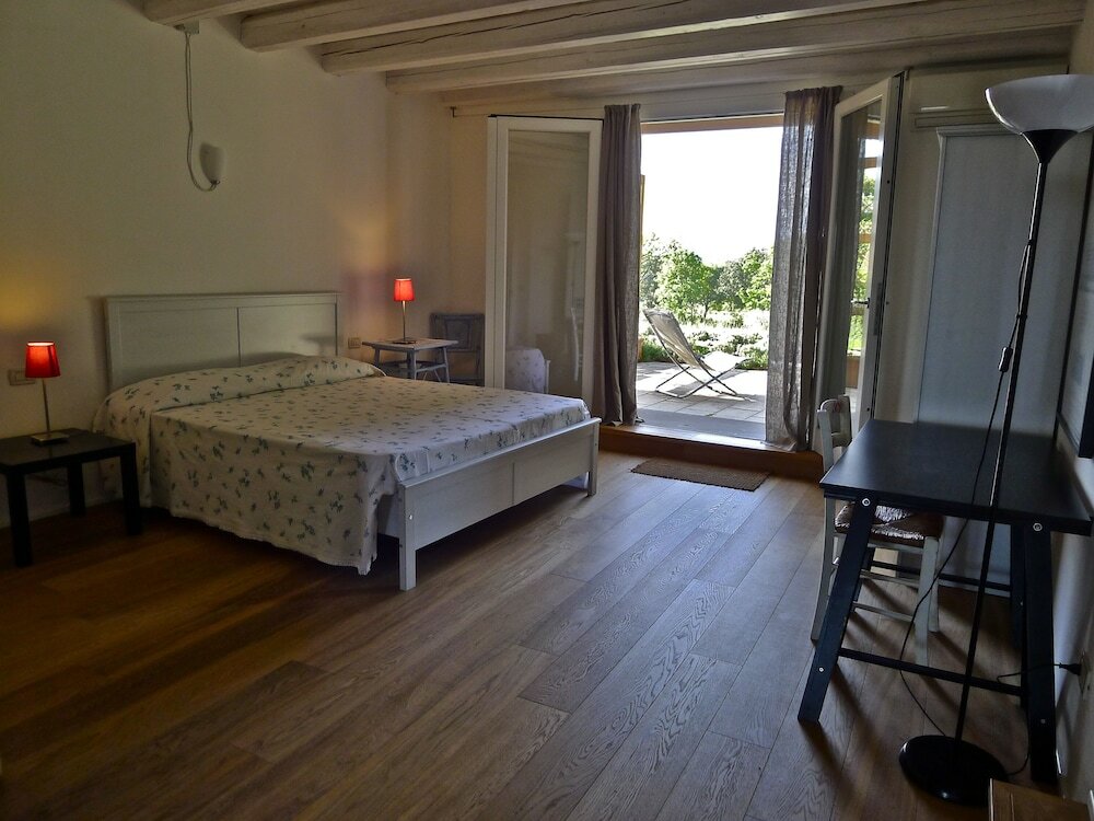 Фото Alle Case Sparse