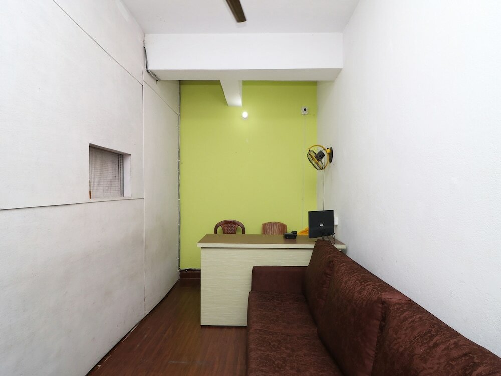 Фото Oyo 7111 Fanindra Guest House