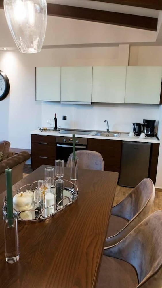 Фото Vintage Suites Trikala