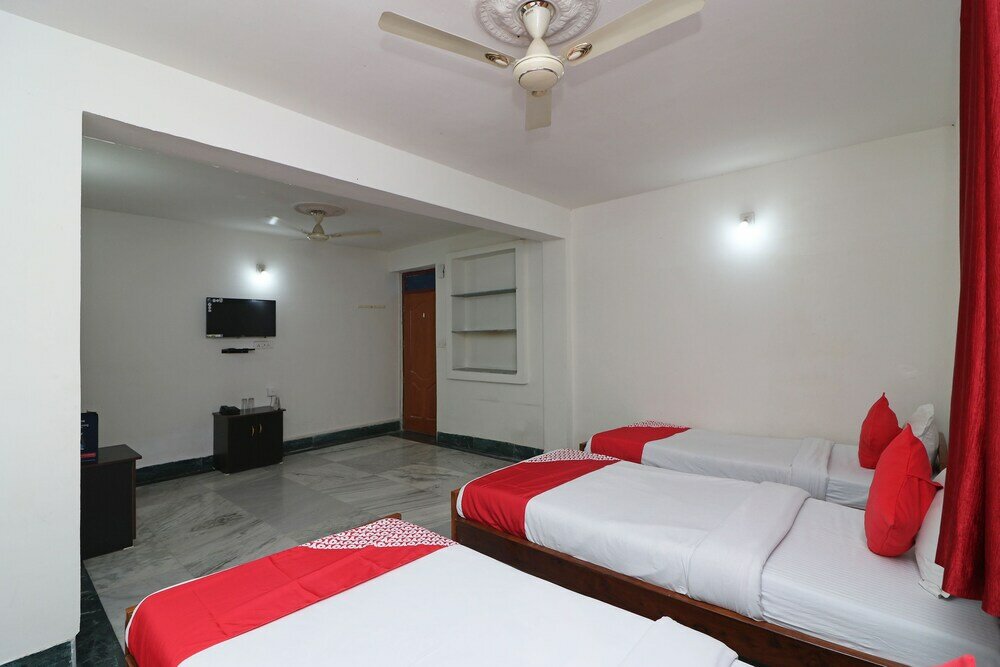 Фото Oyo 18587 Alok House