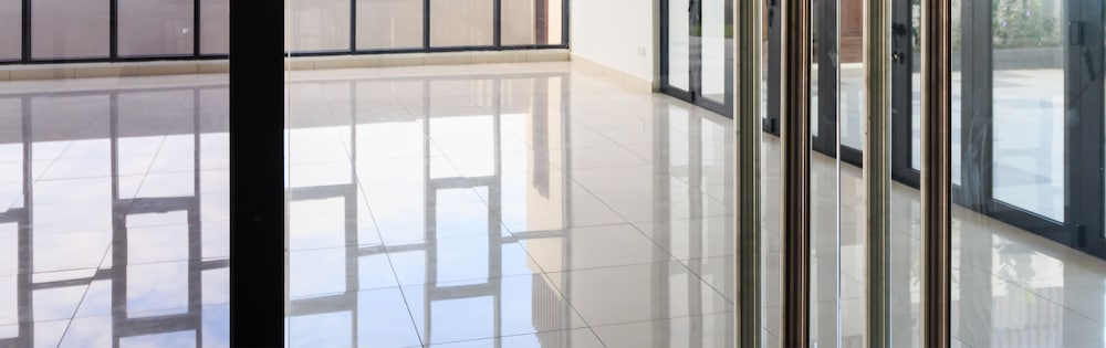 Фото J Dupion Boutique Suites by NowHere