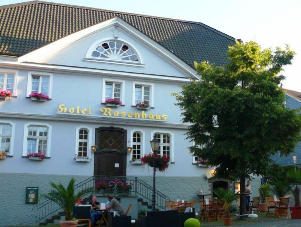 Фото Hotel Rosenhaus Garni