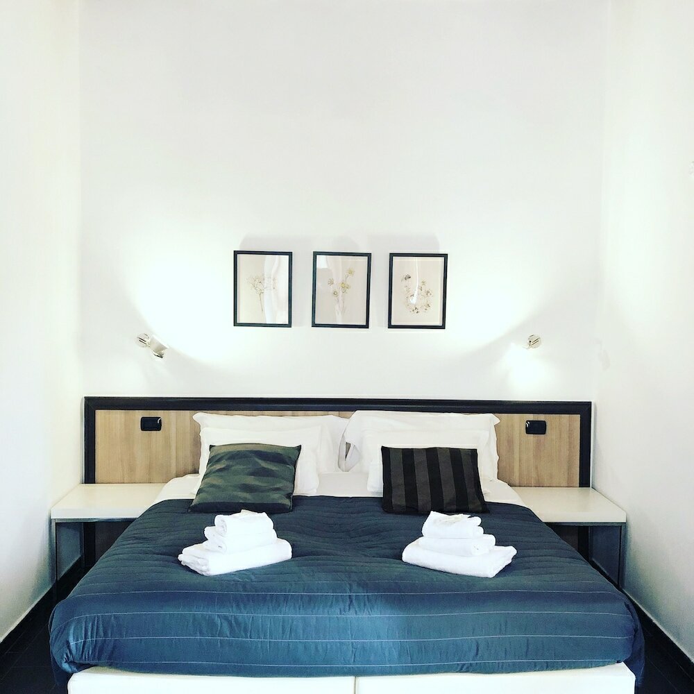 Фото House Monti 1875