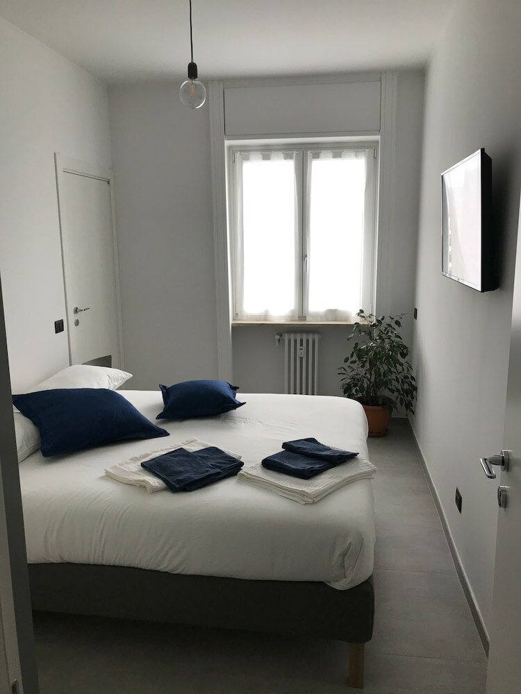 Фото Feel at Home Apartments & Rooms