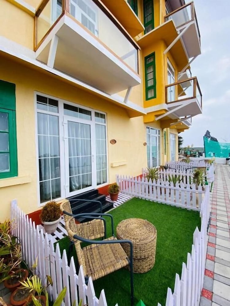 Фото Udaan Nirvana Resort Darjeeling