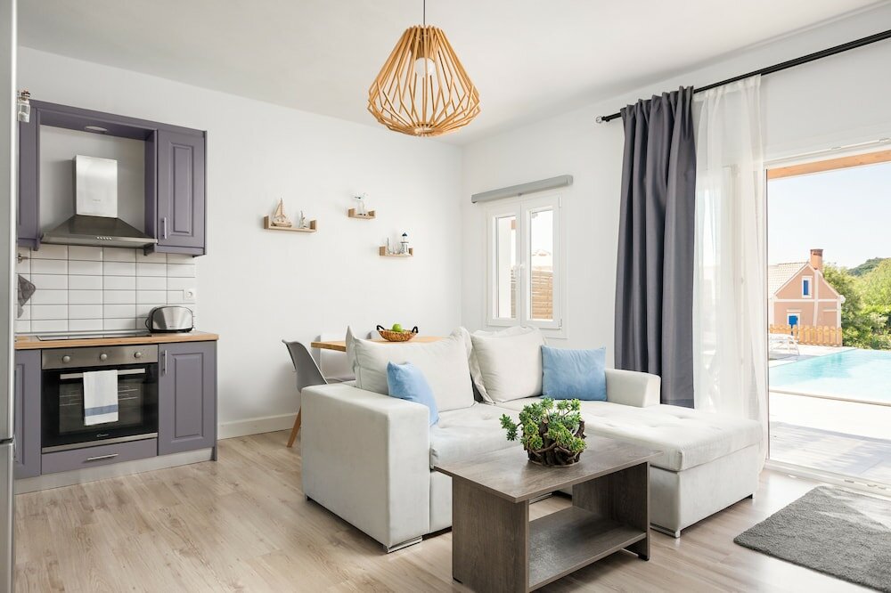 Фото Reiki Luxury Villas