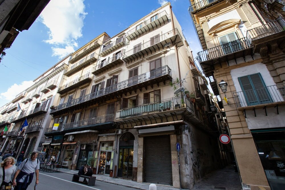 Фото Quattro Canti Charming Flat