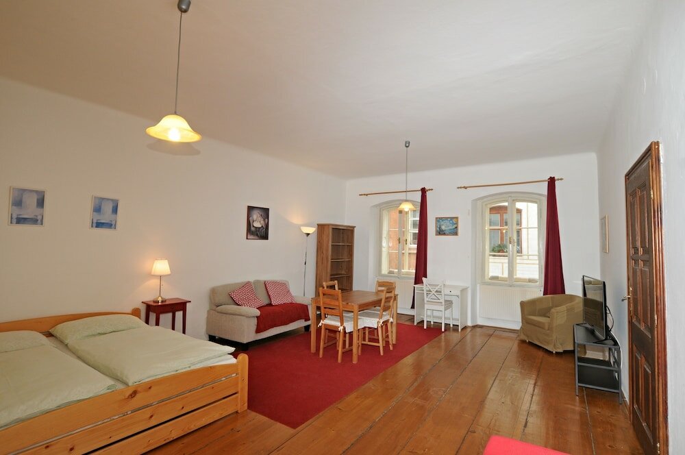 Фото Downtown Apartments Český Krumlov