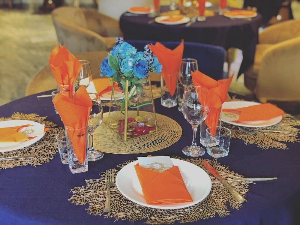 Фото Elegance Hotel