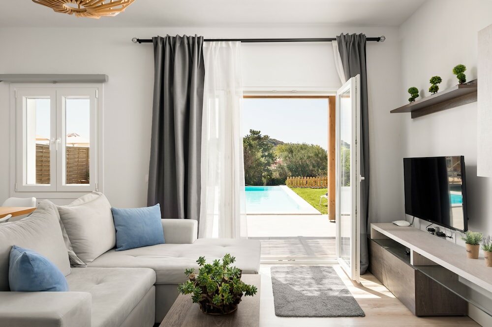 Фото Reiki Luxury Villas