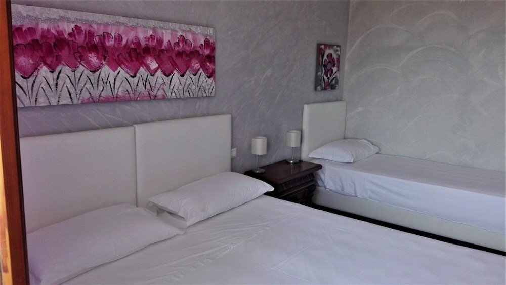 Фото La Bouganville B&b