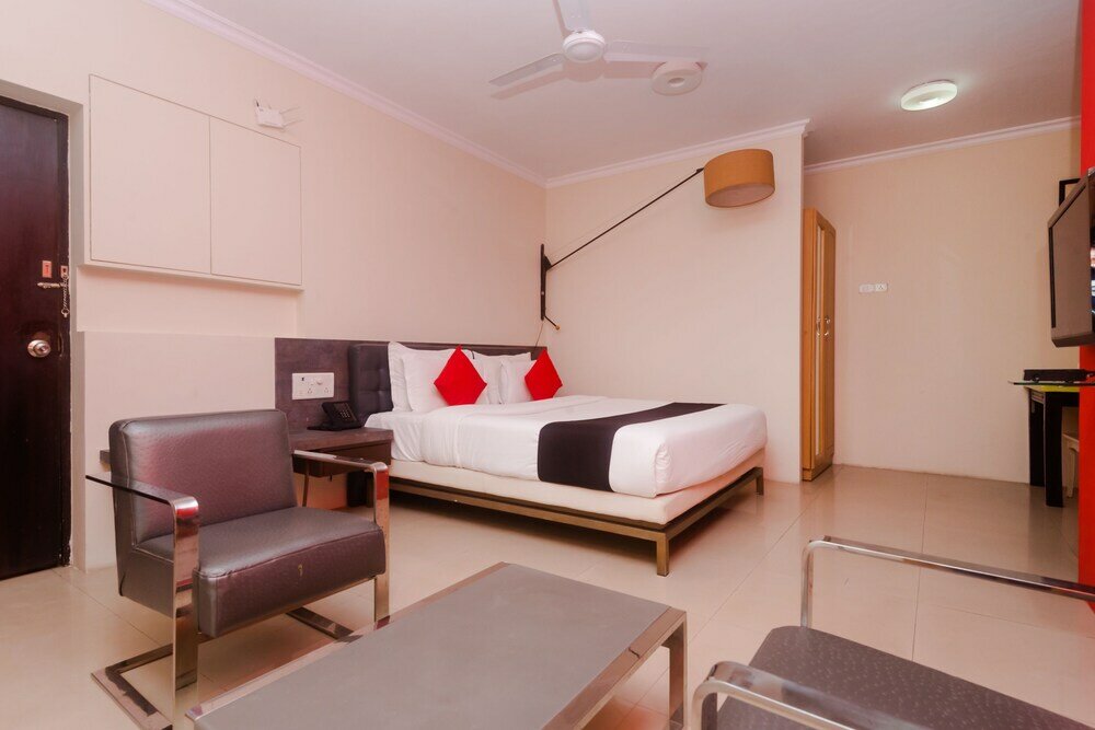 Фото Capital O 40728 Bollywood Design Hotel