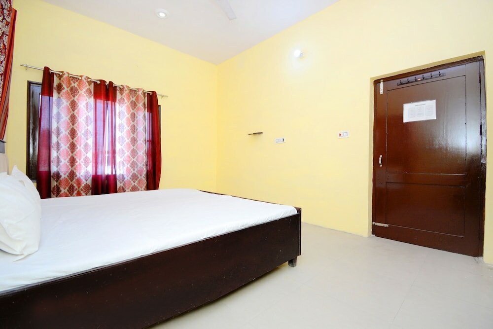 Фото Spot On 38845 Gursimran Complex