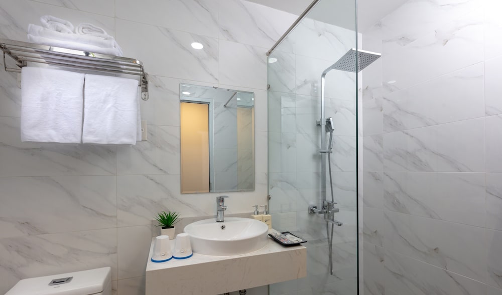 Фото Nha Trang Moony Hotel