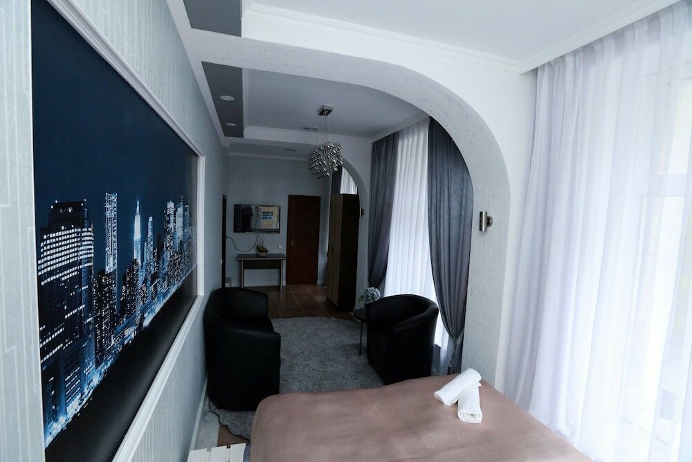 Фото Hotel Avenue