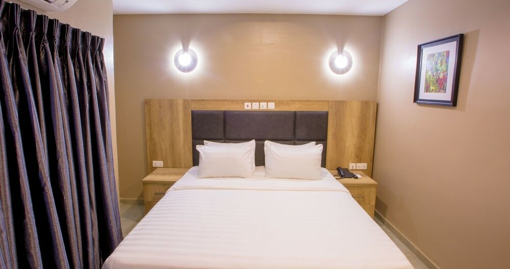 Фото Ivana Suites