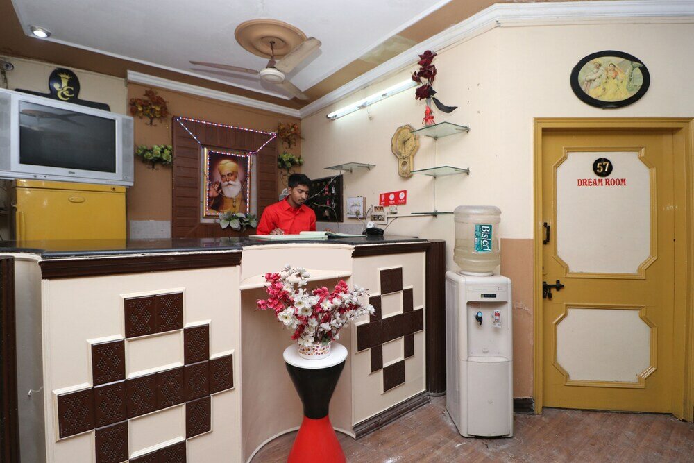 Фото отеля 2