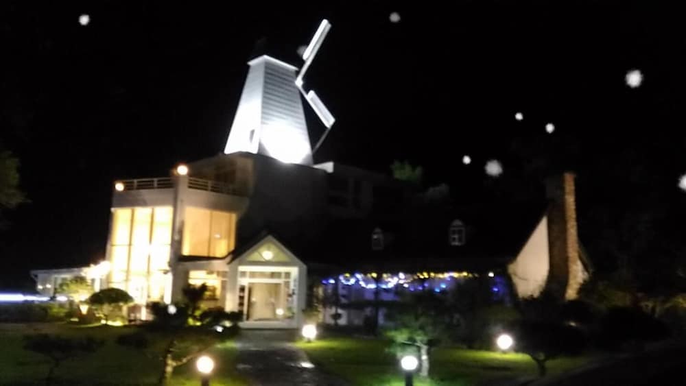 Фото Lily Village