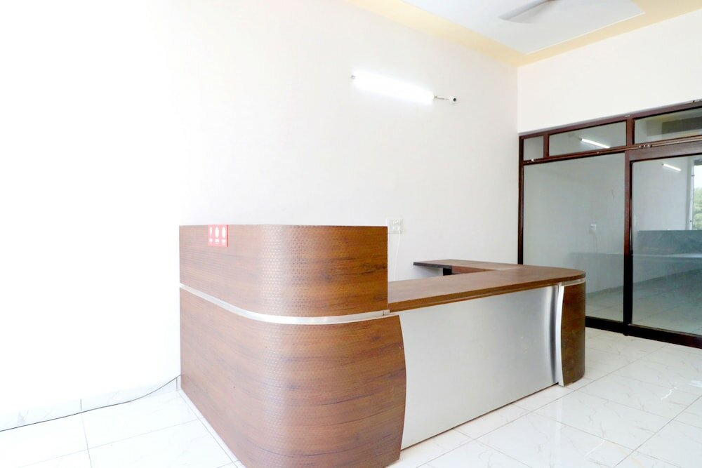 Фото Oyo 41965 Hotel New Bury