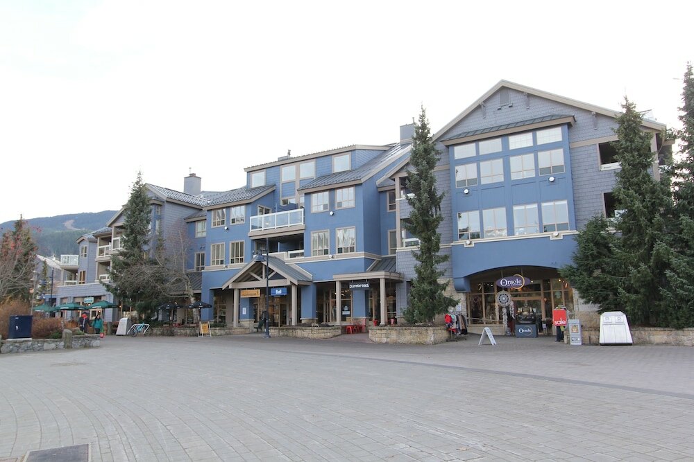 Фото Whistler Blackcomb Vr at Tyndall Stone