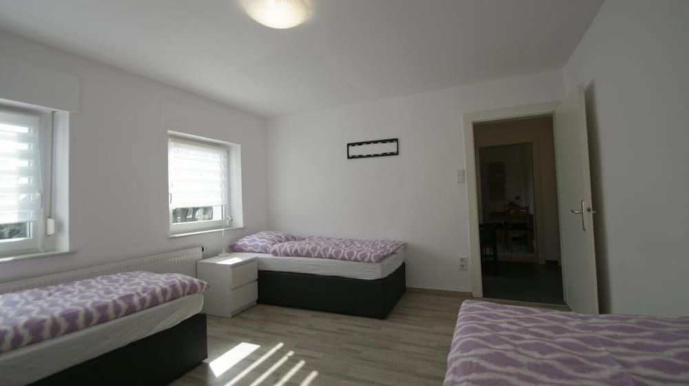 Фото Ferienwohnung Bergisch Gladbach Gl5