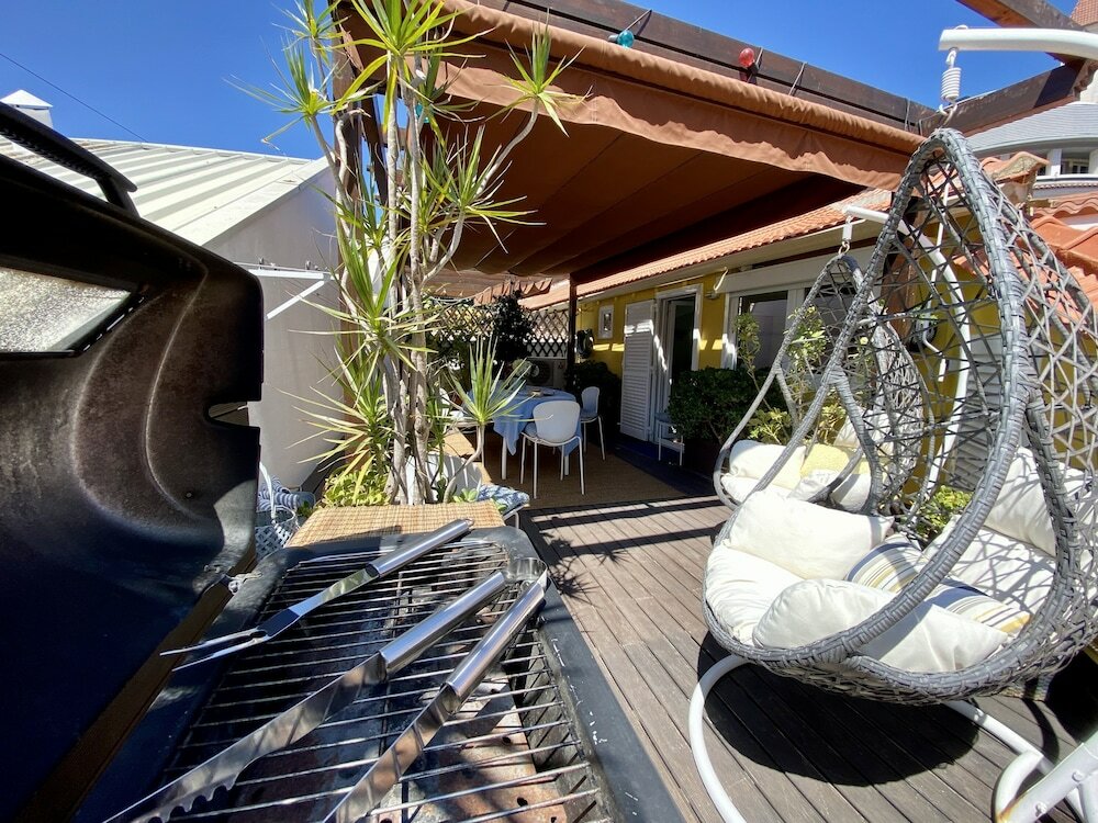 Фото Studios with Mezzanine Rua da Moeda