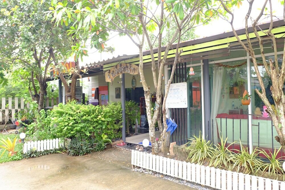 Фото Khom Kaew Resort