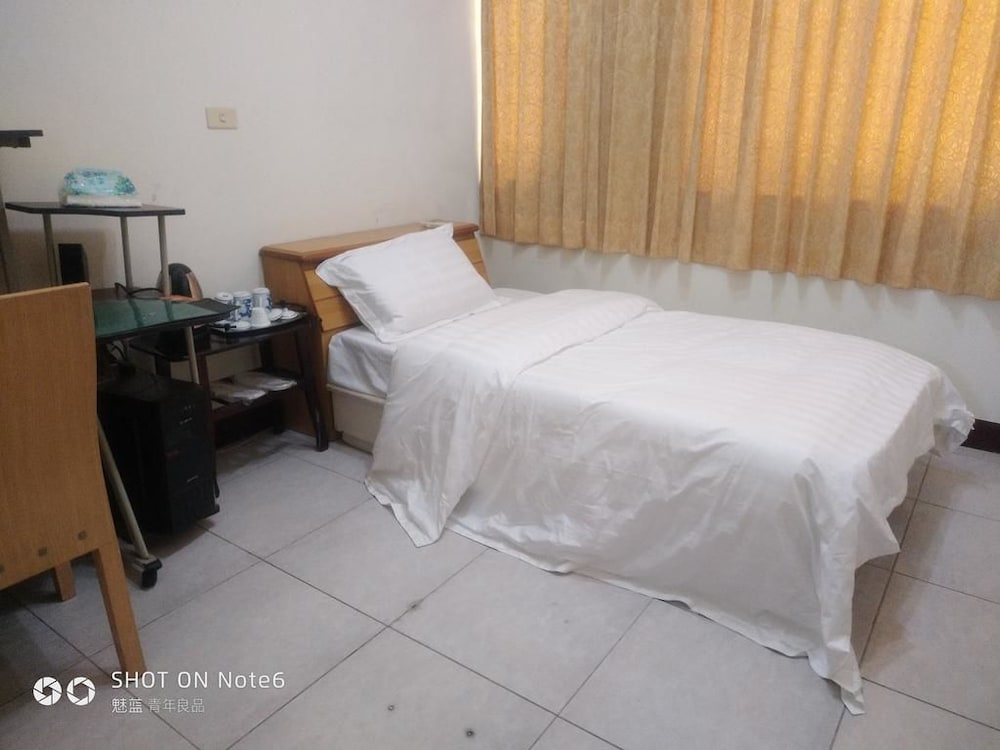 Фото Autumn Water