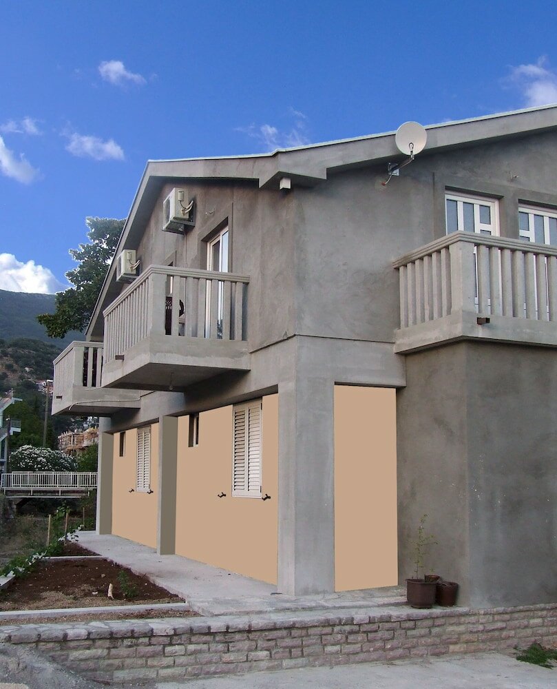 Фото Apartments Lazović