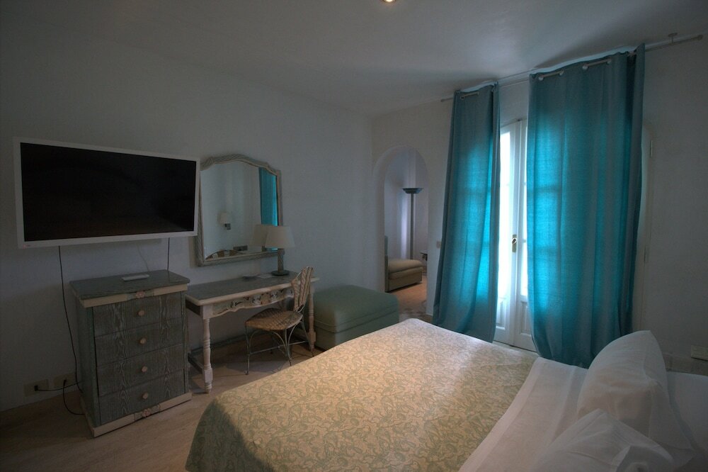 Фото Hotel Villa Portuso