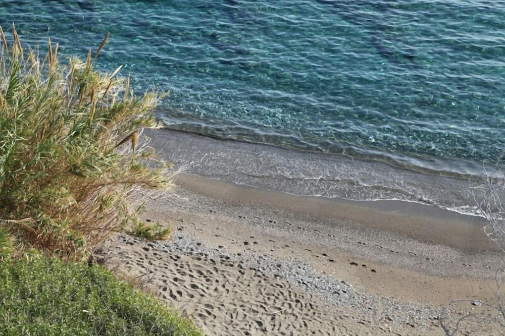 Фото Elena's Beach Garden by Estia