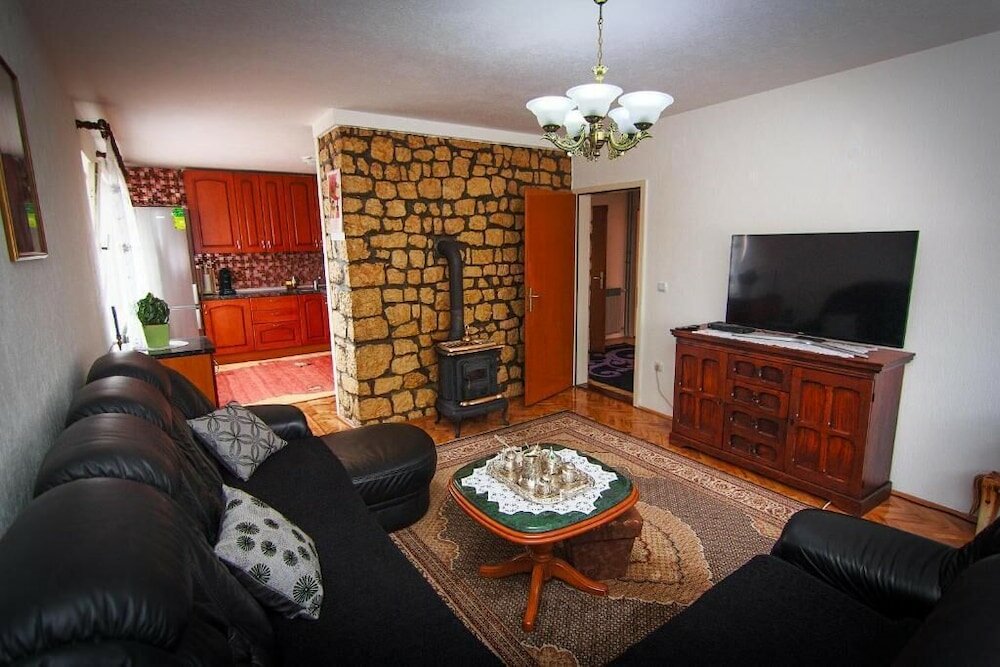 Фото Apartment Red House