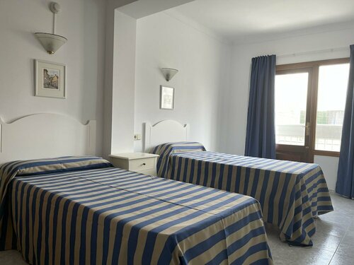 Гостиница Hostal Can Gallu