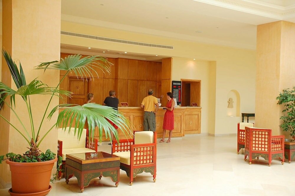 Фото Zephir Hotel & SPA