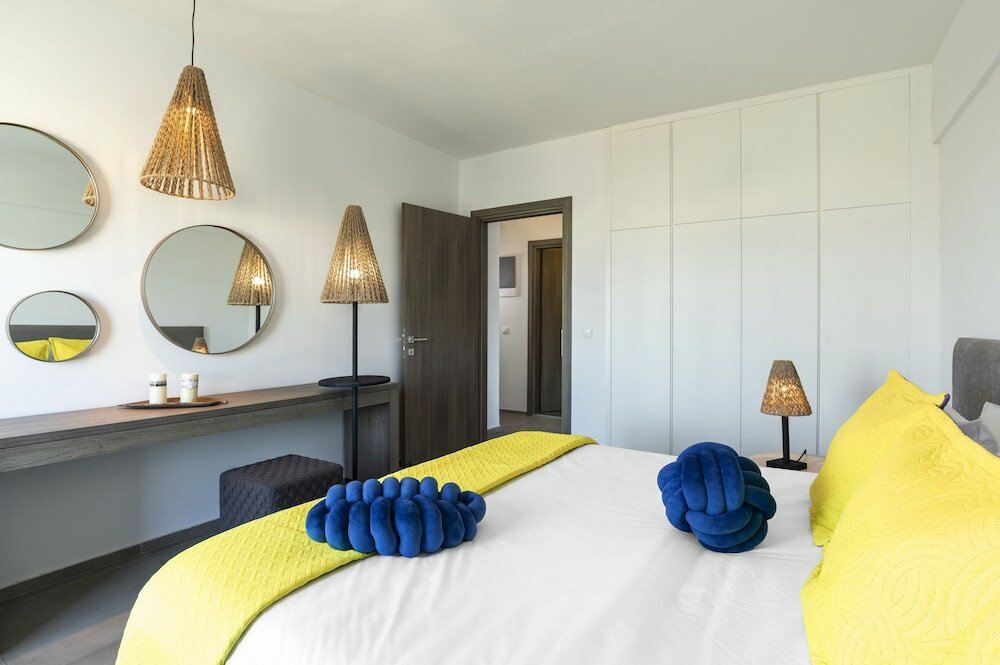 Фото Mirage City Apartments