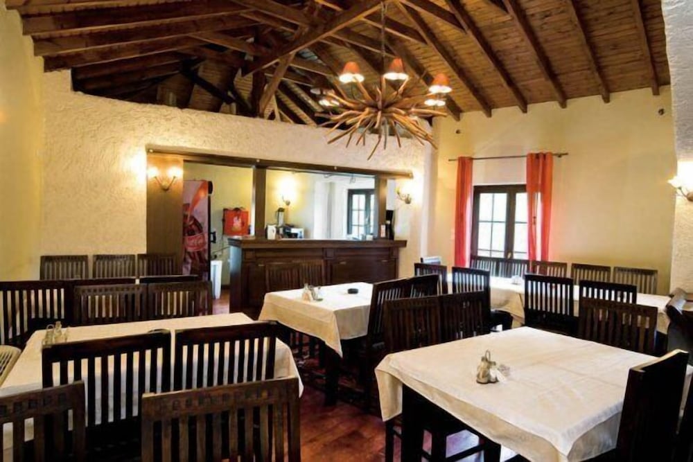 Фото Hotel Katafigi