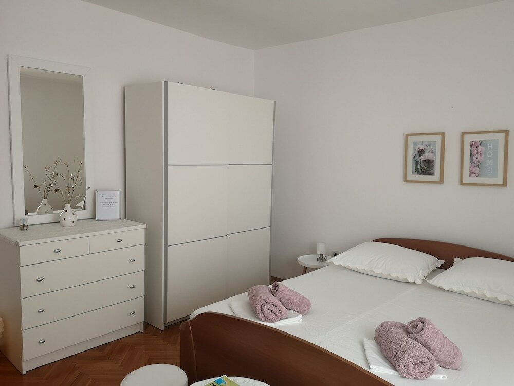 Фото Apartments Cola