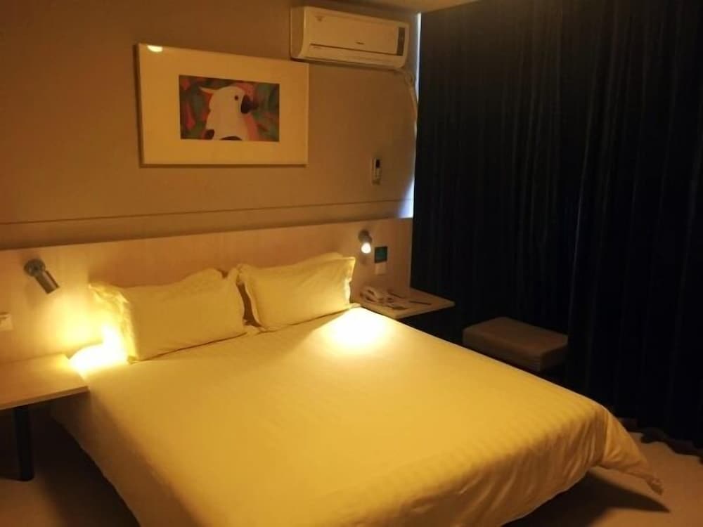 Фото Jinjiang Inn Suzhou Weitang North High speed Train Station