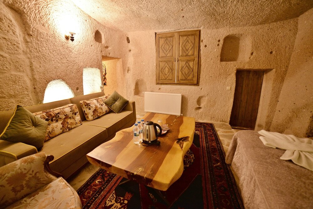 Фото Valley Inn Cave Hotel