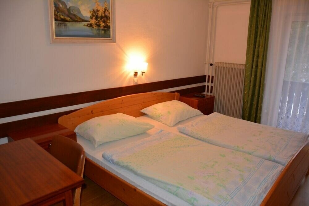 Фото Apartments Lake Bohinj