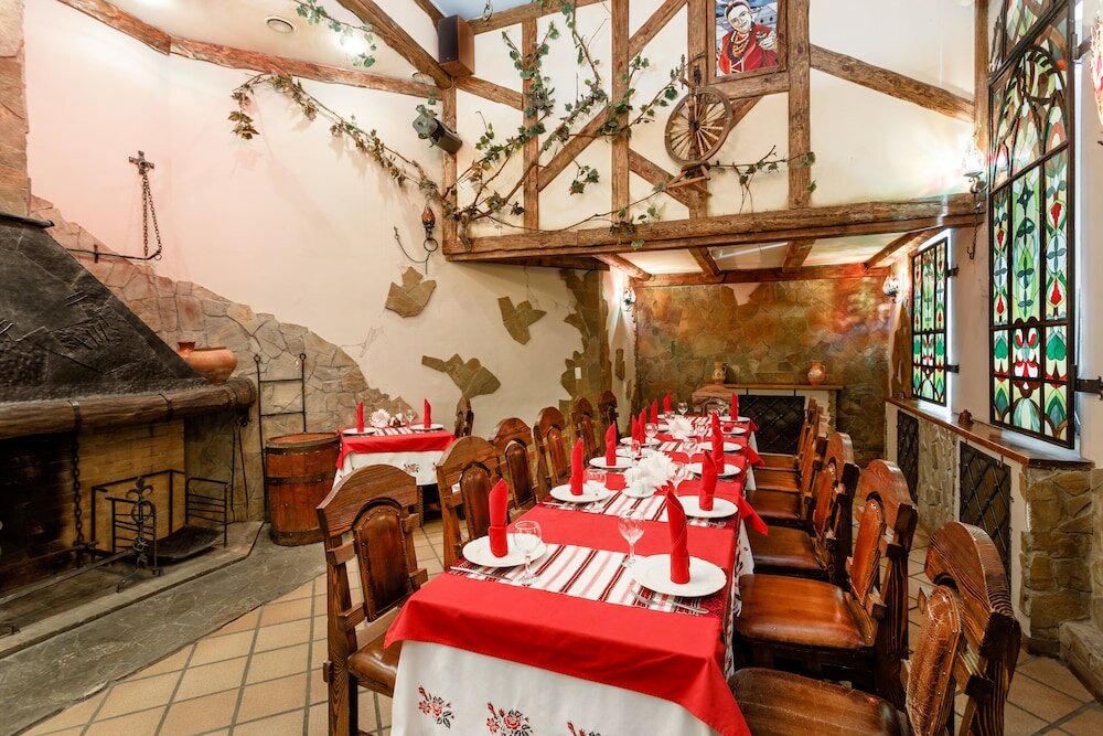 Фото Династия