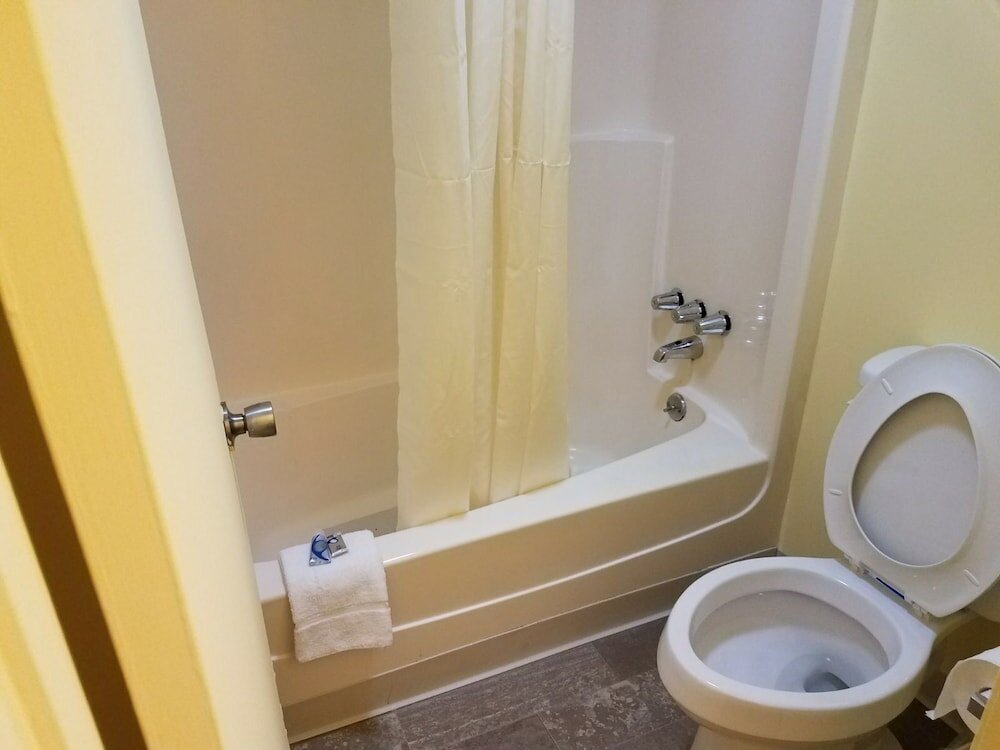 Фото Budget Inn Tarboro