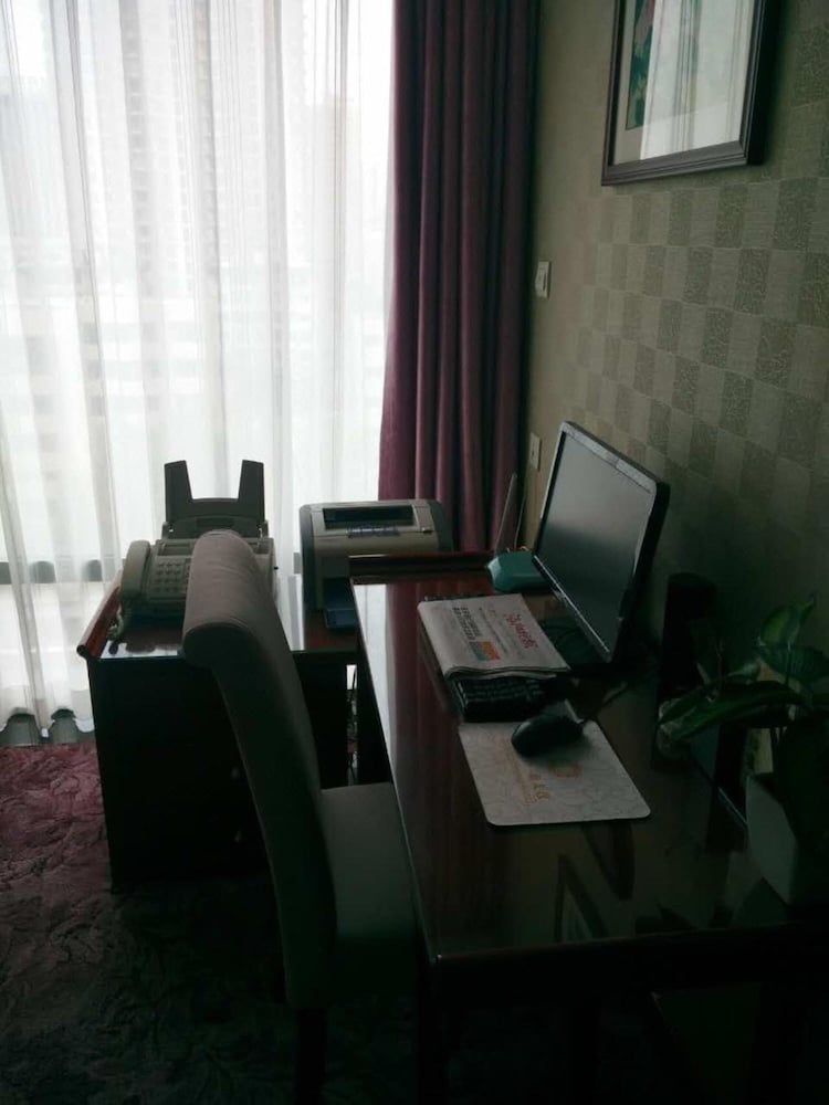 Фото Luoyang New Friendship Hotel