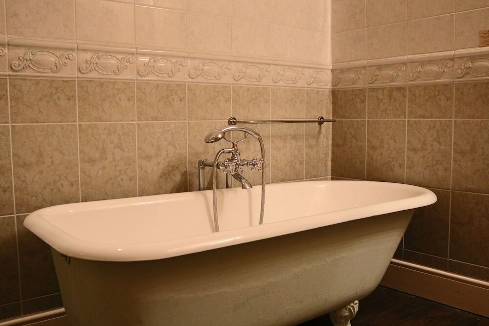 Фото The Cottage Hotel