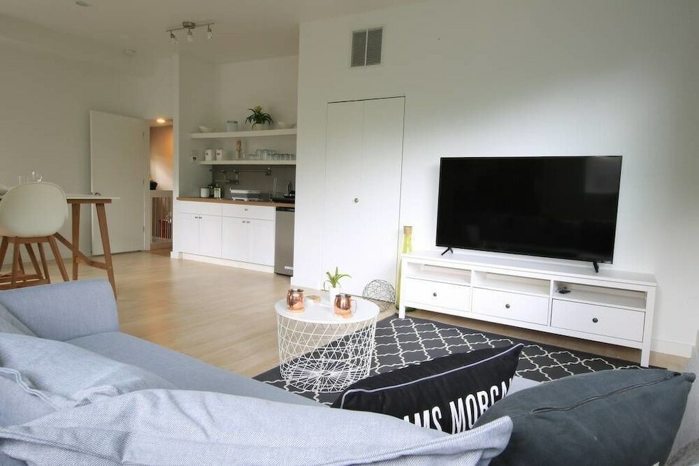 Фото Argyle Penthouse Chic 1br Apt 2 Sofabed