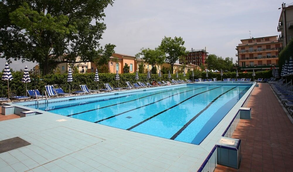 Фото Hotel Galles