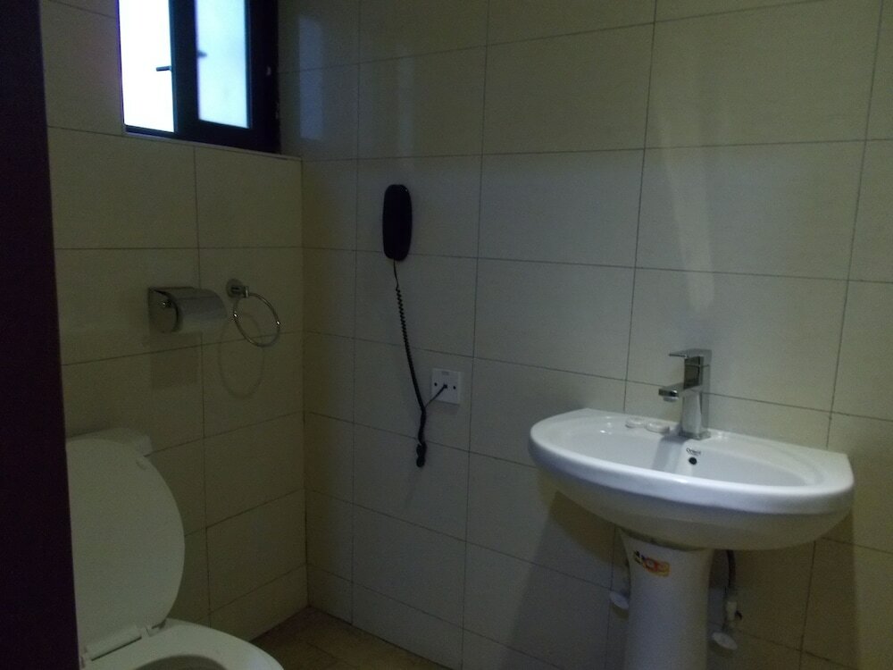 Фото Four Pillars Lodge