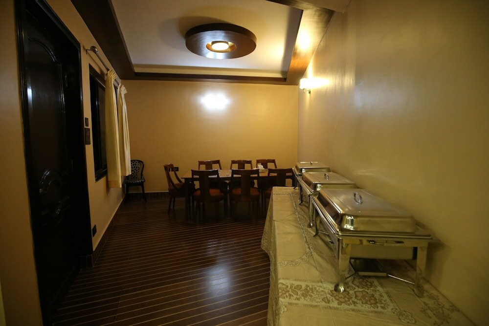 Фото Hotel Dhargye Khangsar