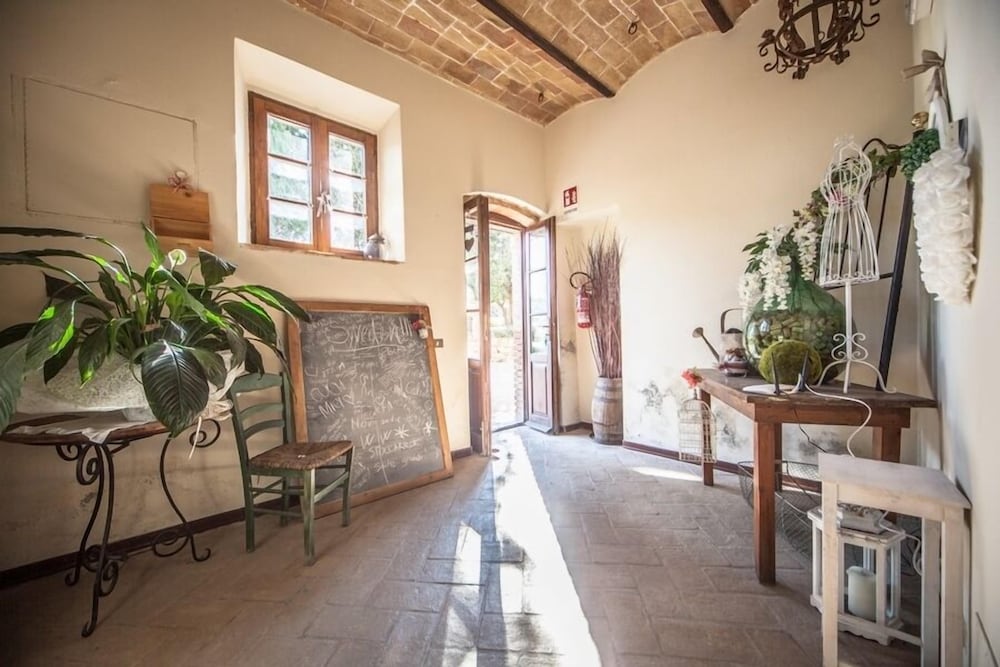 Фото Villa Otium Bed & Breakfast